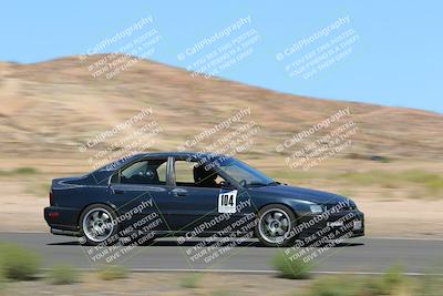 media/Oct-01-2022-Team Topak Racing (Sat) [[f860fb51be]]/2-Inter Low 2/session 2 turn 11/